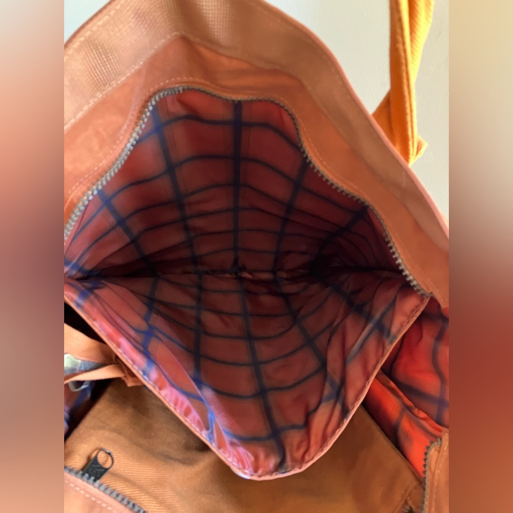 Thread utility tote bag in honey - Picture 8 of 11